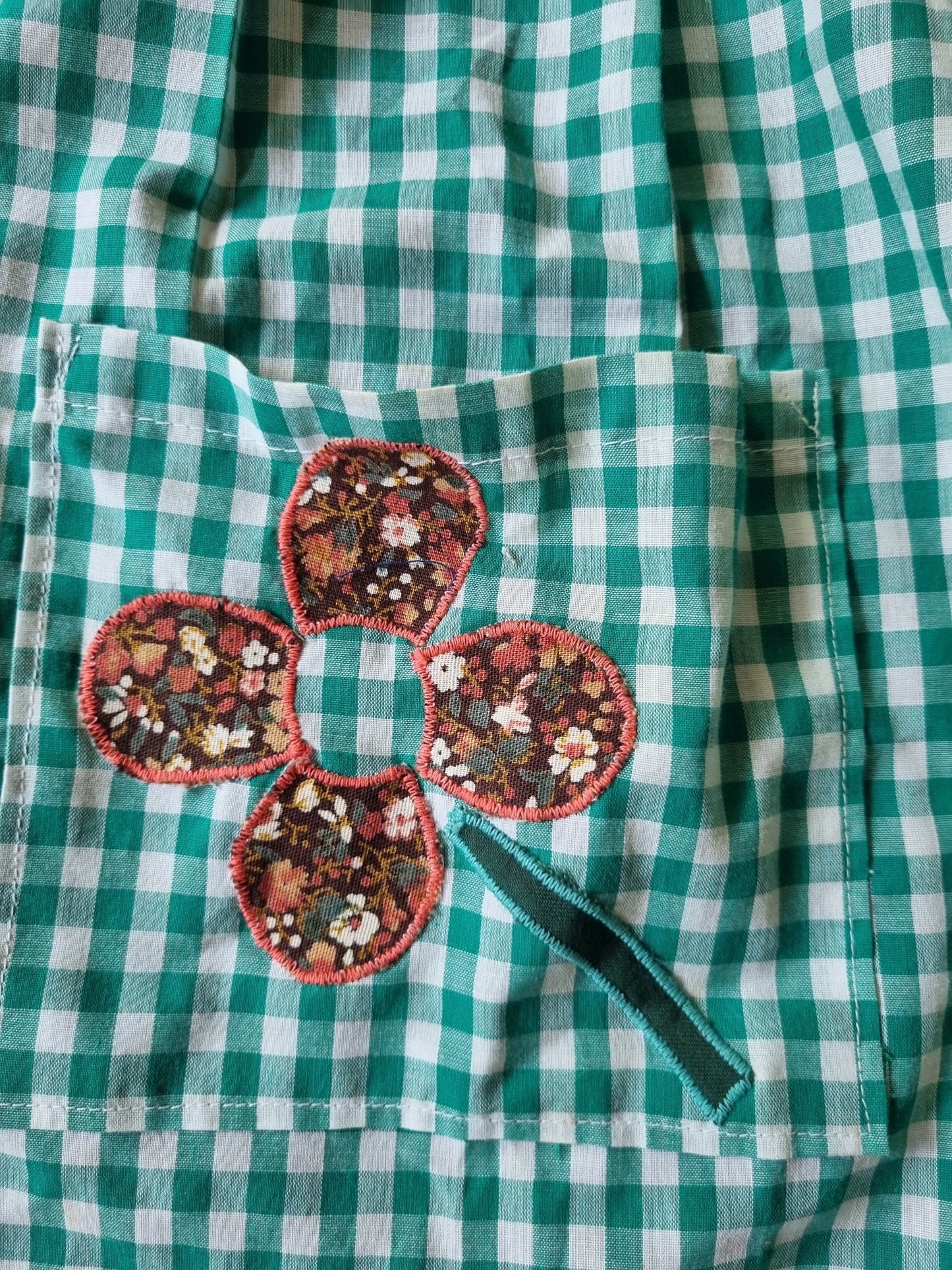 Green Gingham Pinnie With Appliqué