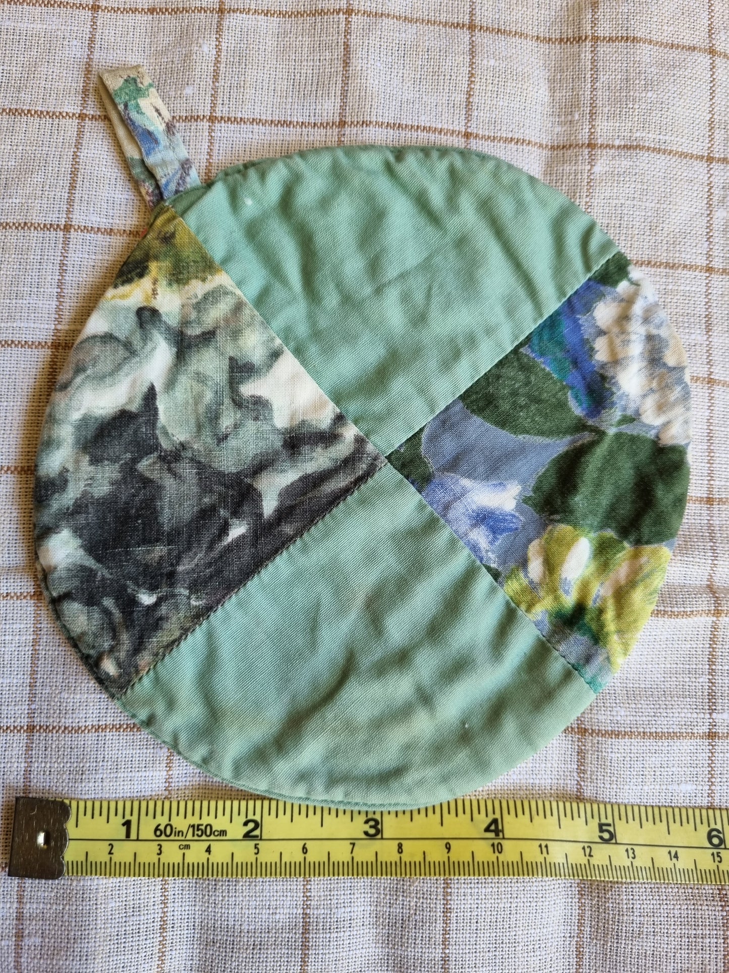 Vintage Pot Mitt (Round)
