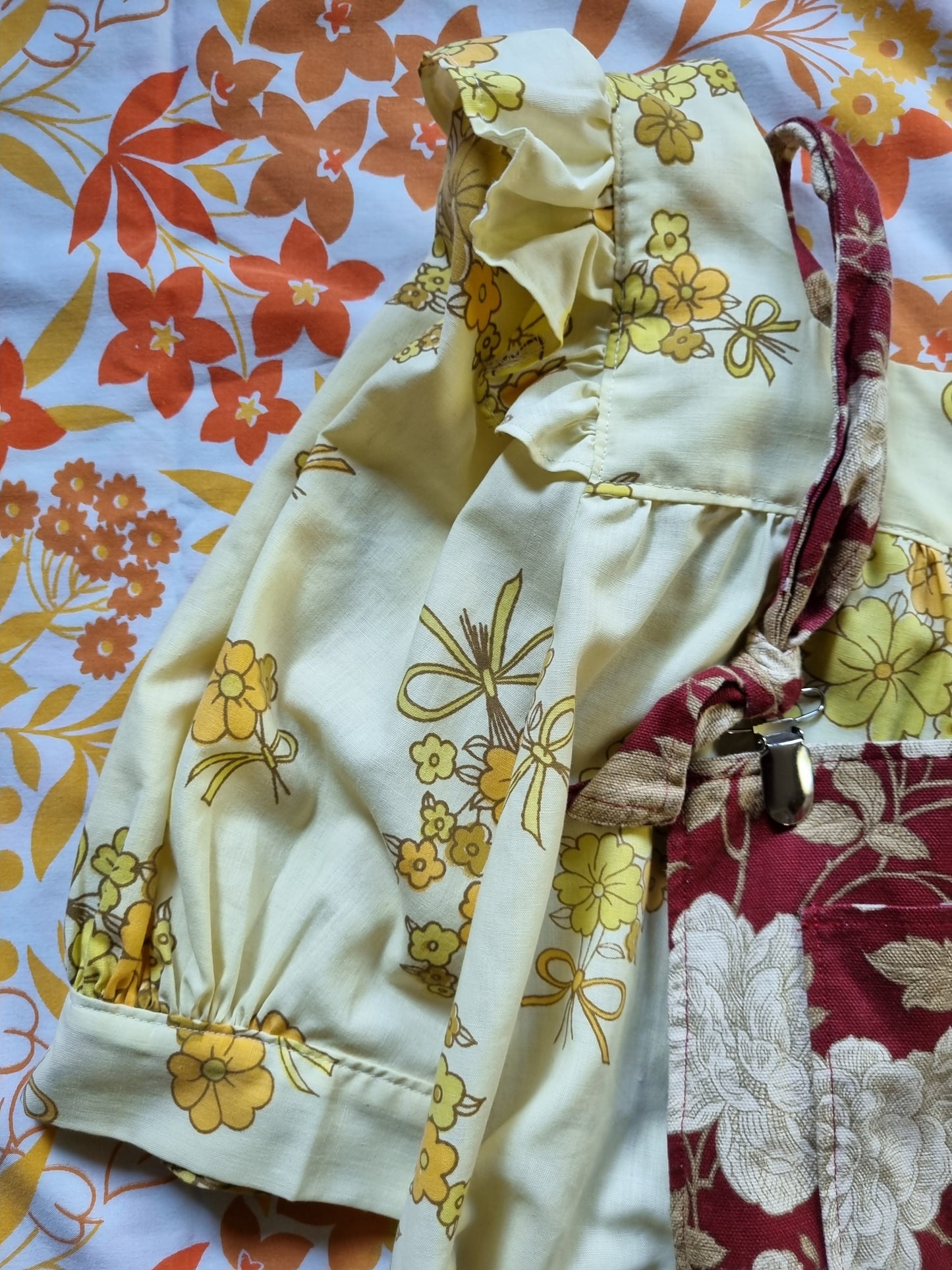 Retro Fabric Blouse - Yellow Floral (M)
