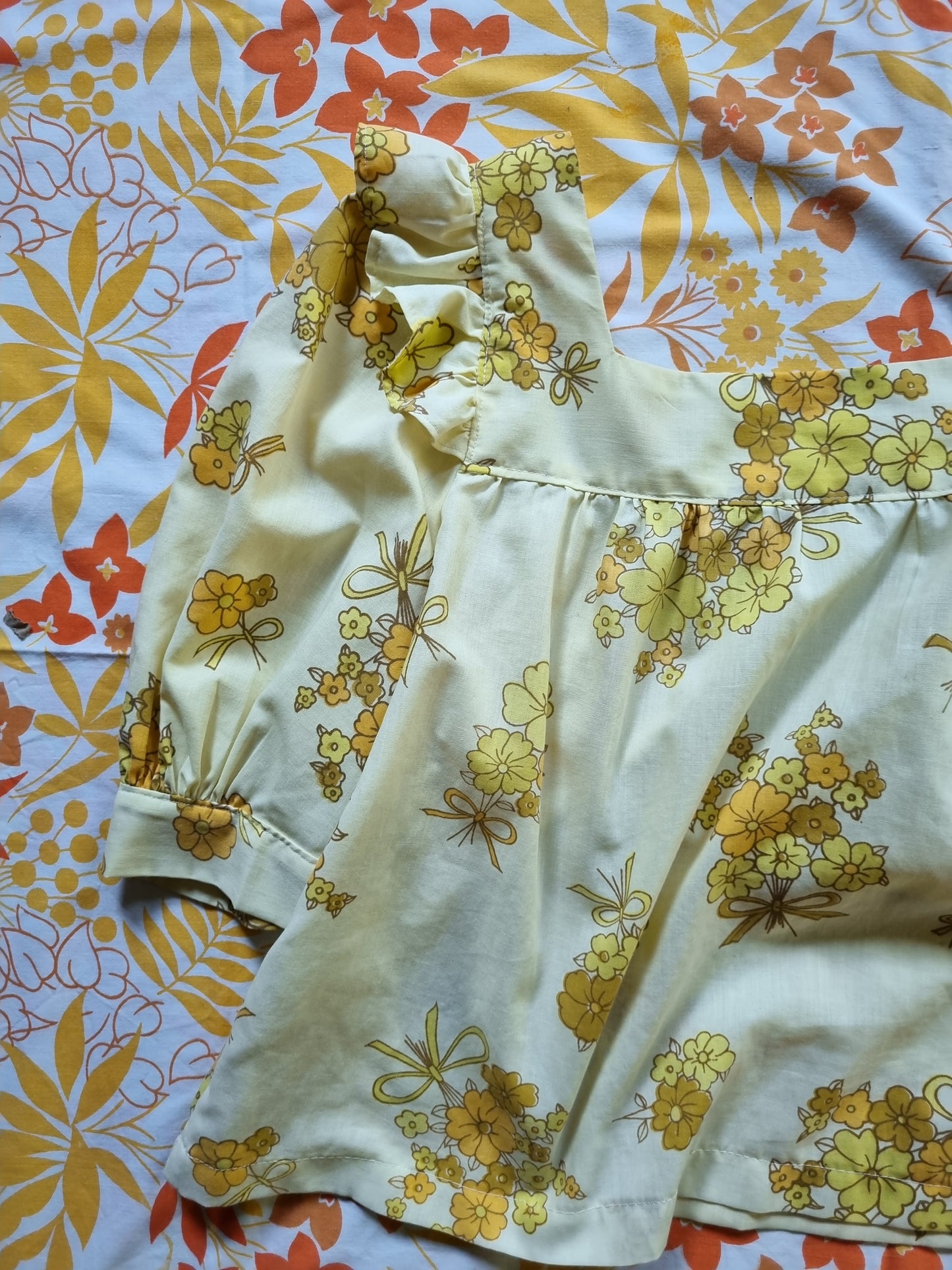 Retro Fabric Blouse - Yellow Floral (M)