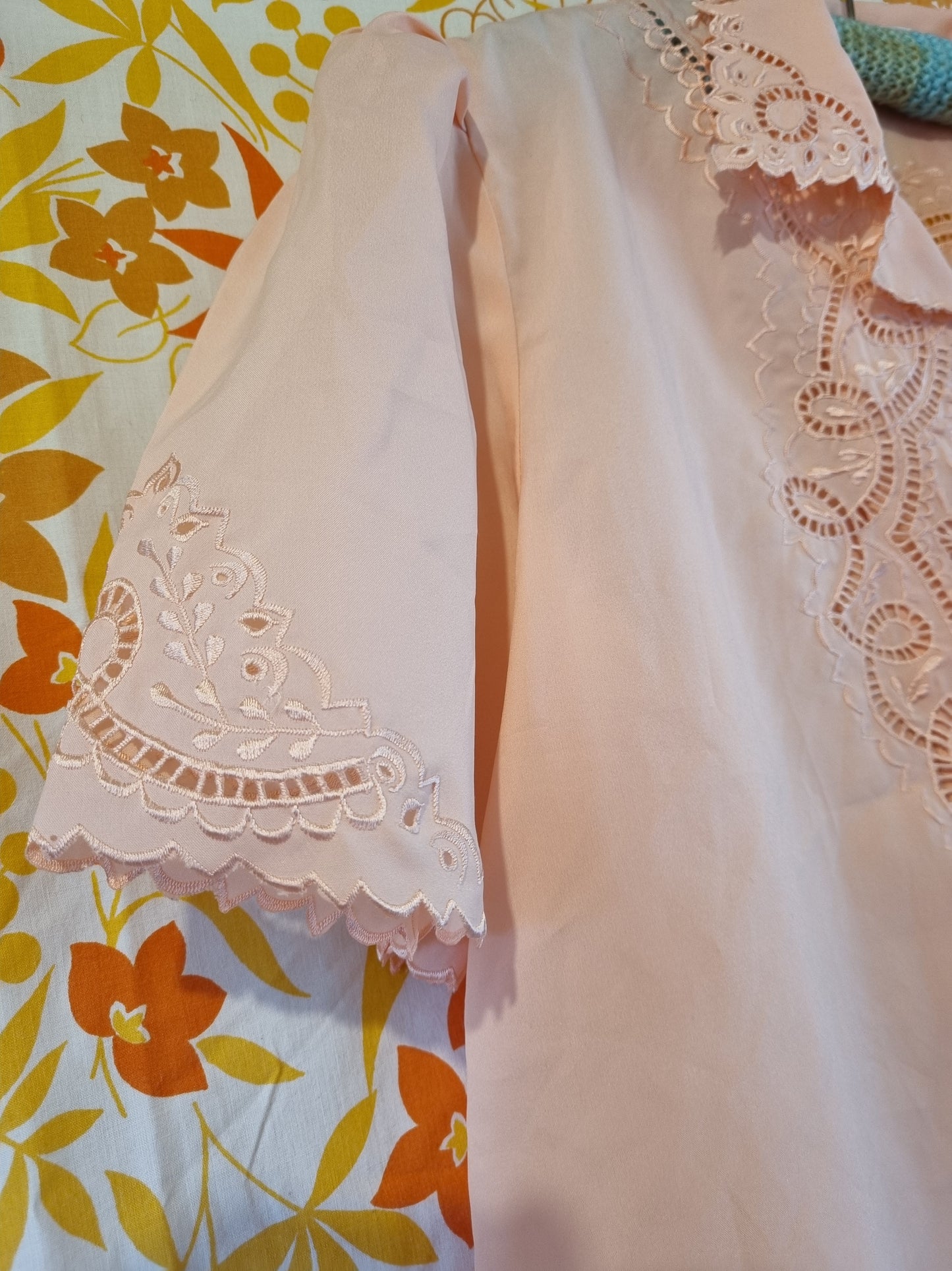 Vintage Blouse - Pale Pink With Embroidered Details (12-14)