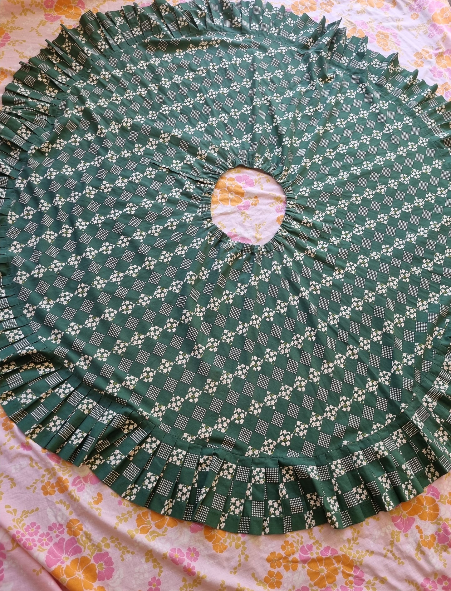 Circle Skirt - Vintage Fabric (XL)