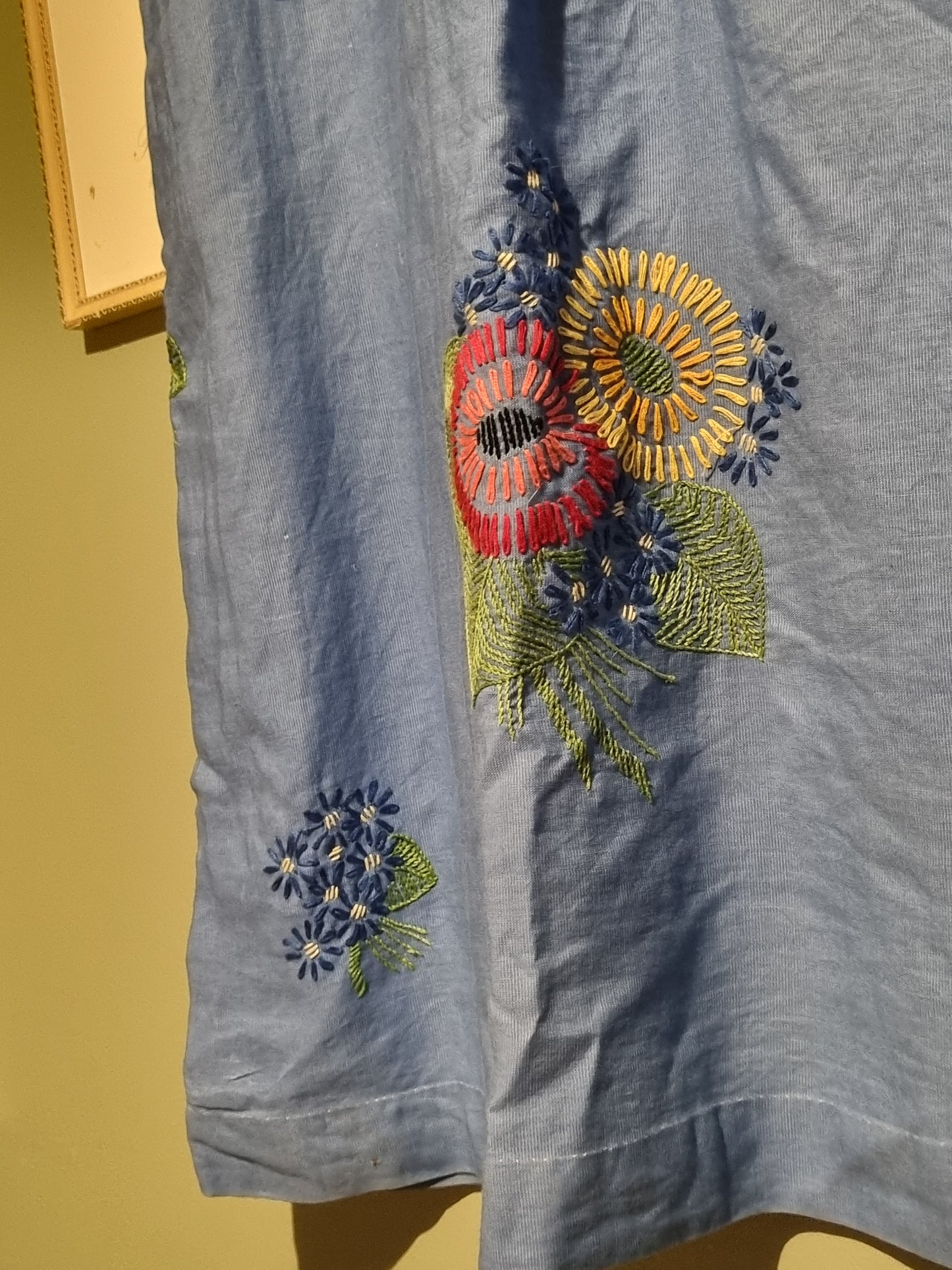 True 1930s Dress - Cornflower Blue With Floral Embroidery (M)