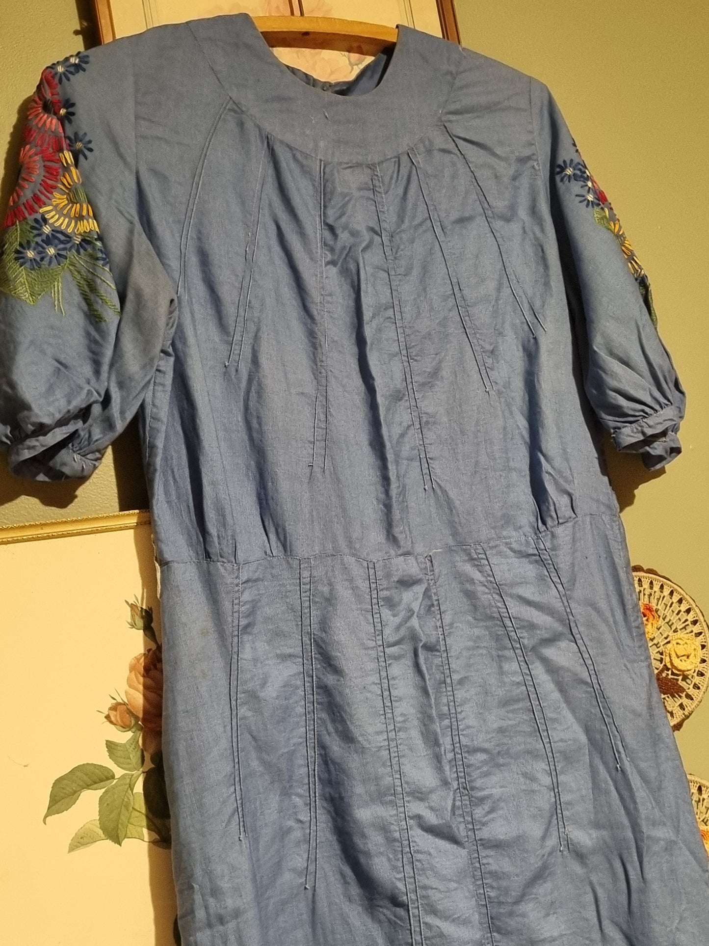 True 1930s Dress - Cornflower Blue With Floral Embroidery (M)
