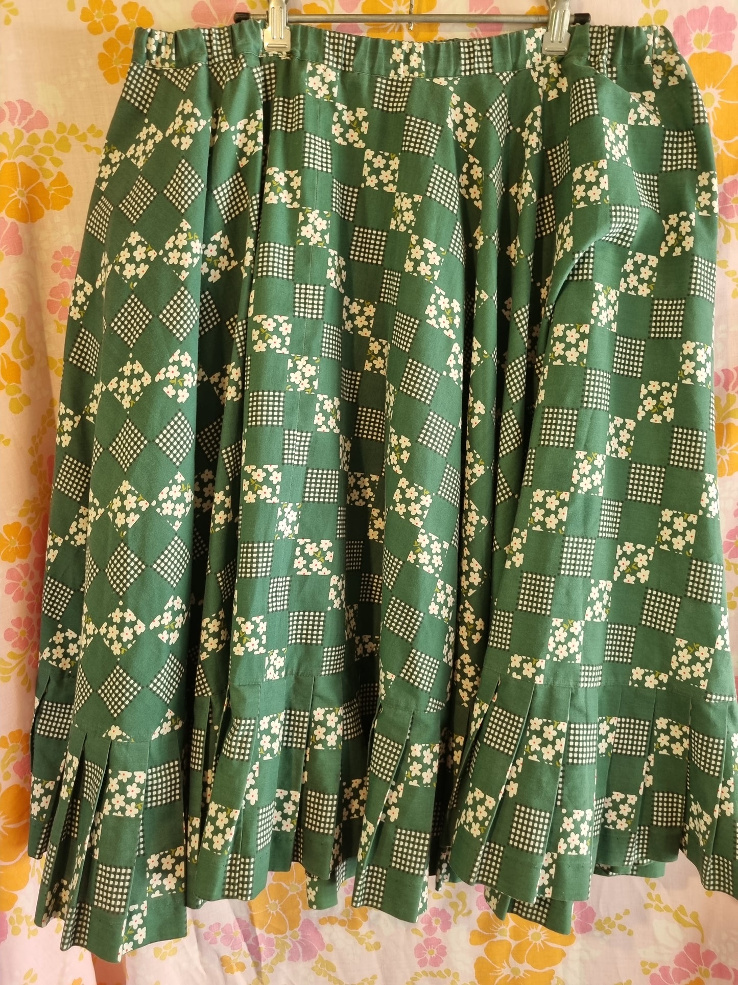 Circle Skirt - Vintage Fabric (XL)
