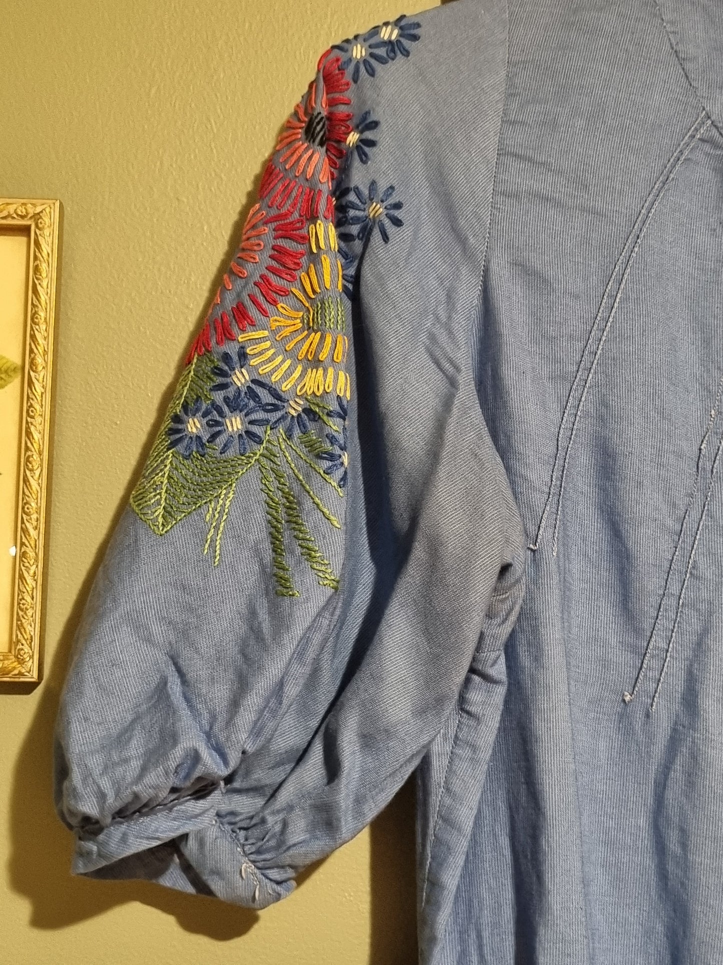 True 1930s Dress - Cornflower Blue With Floral Embroidery (M)
