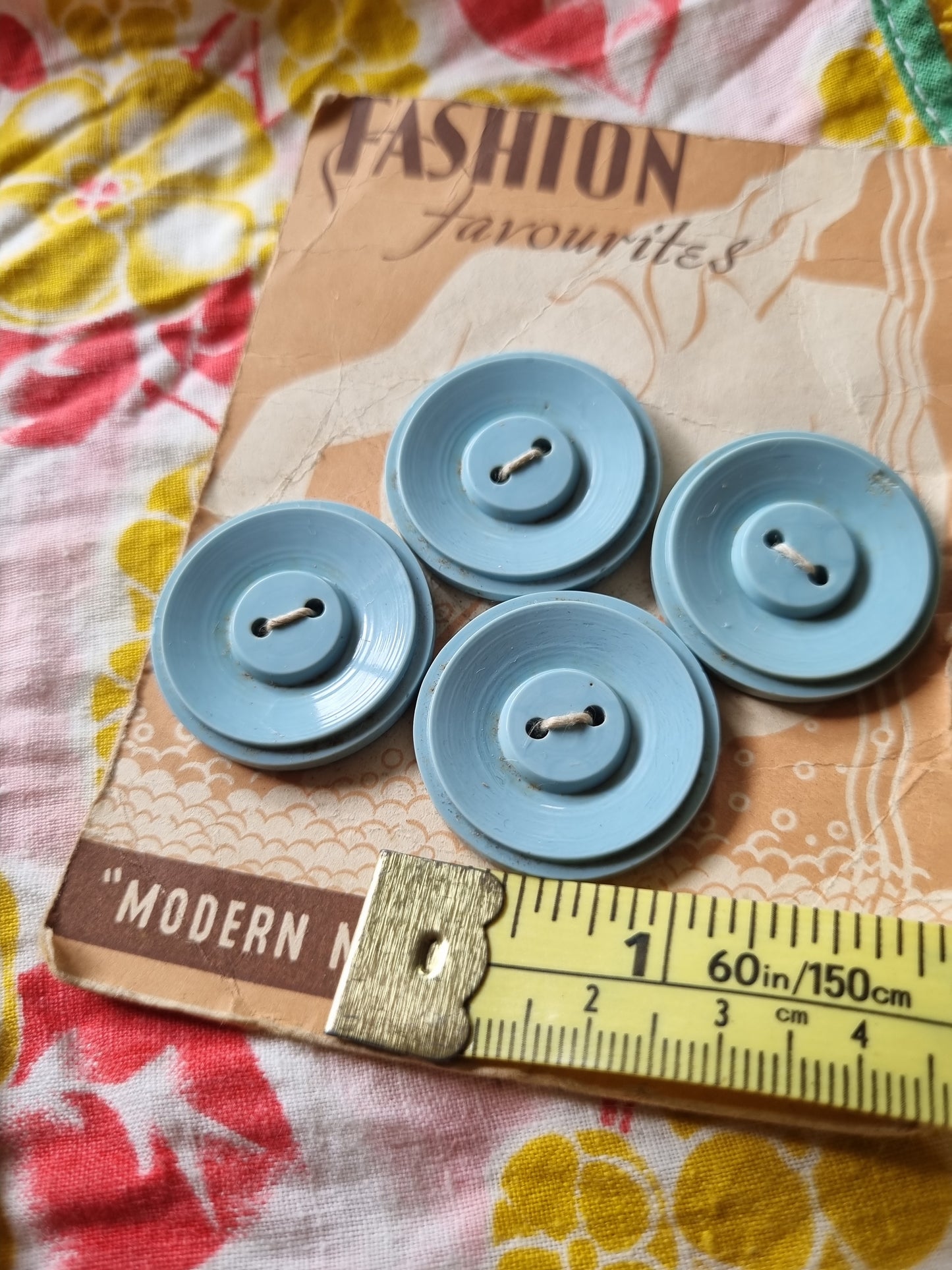 Vintage Deadstock Buttons x 3
