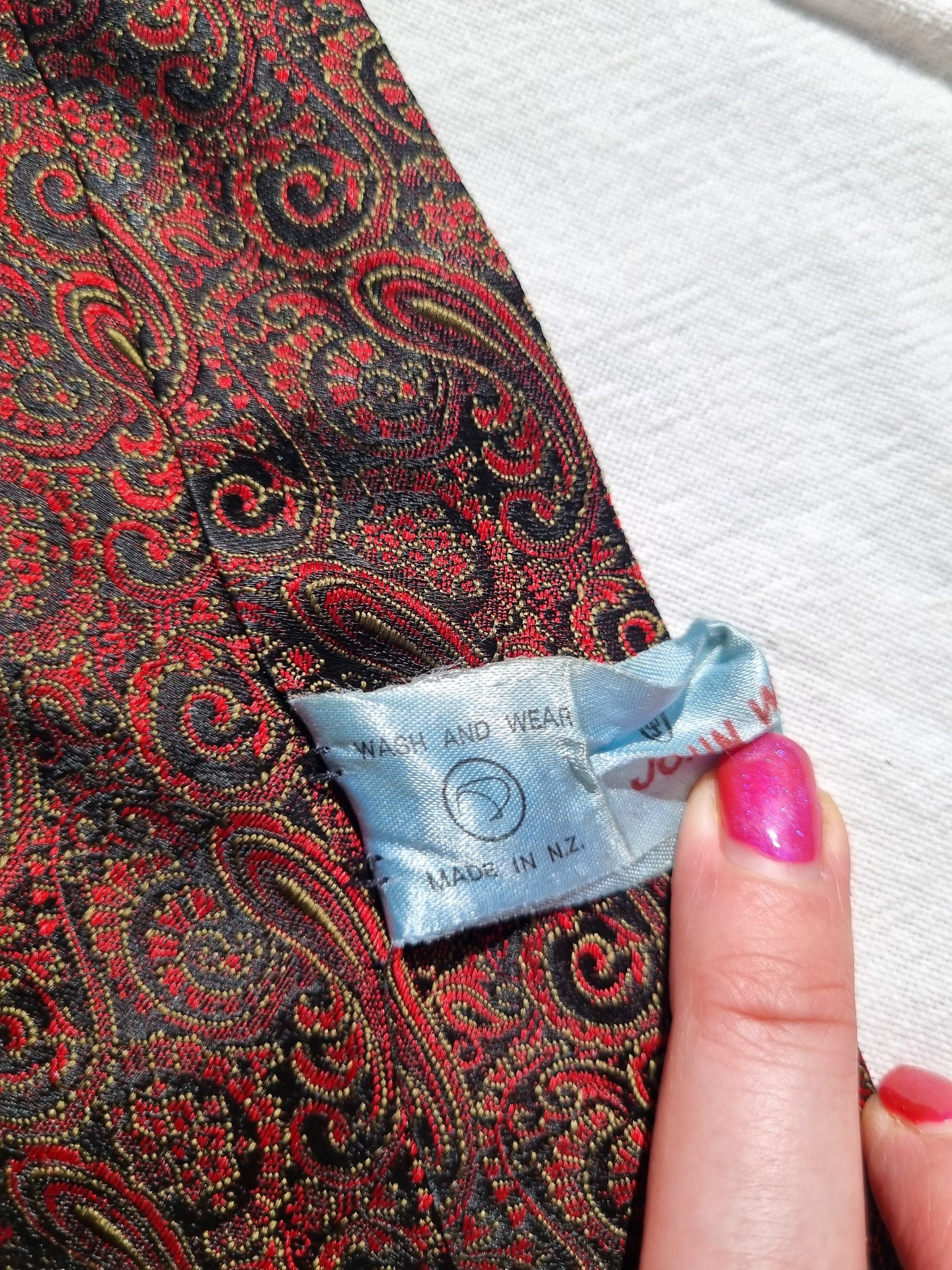 Paisley 'John Webster' Tie (With Red)