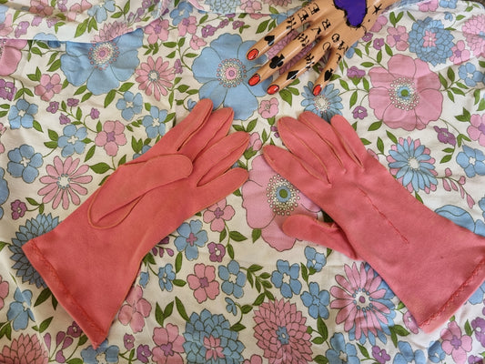 Vintage Gloves - Pink