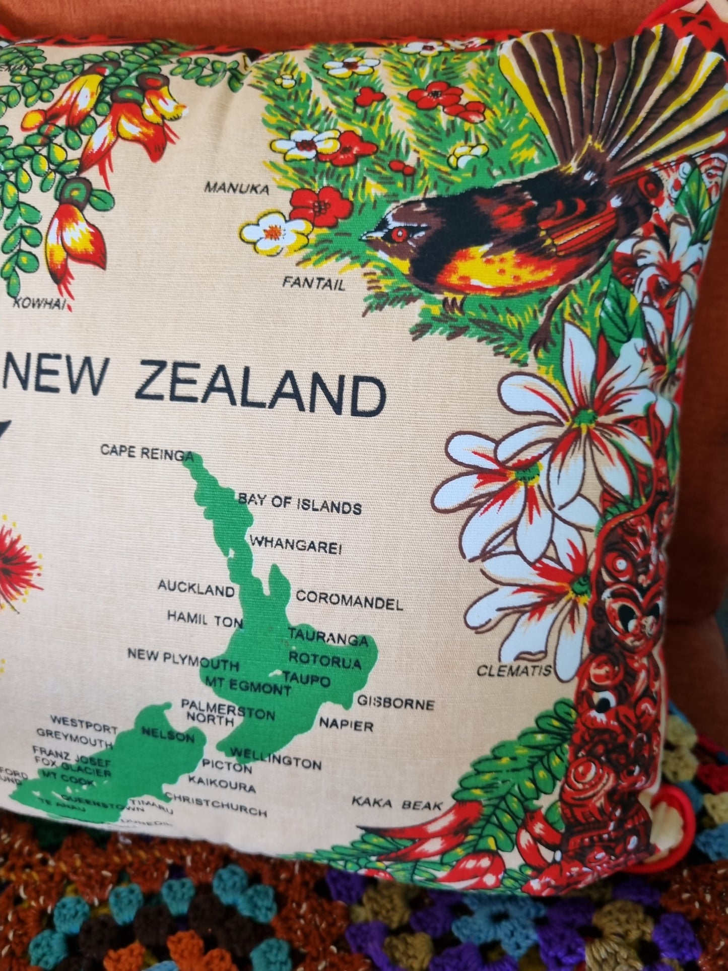 Kiwiana Retro NZ Cushion BNWT