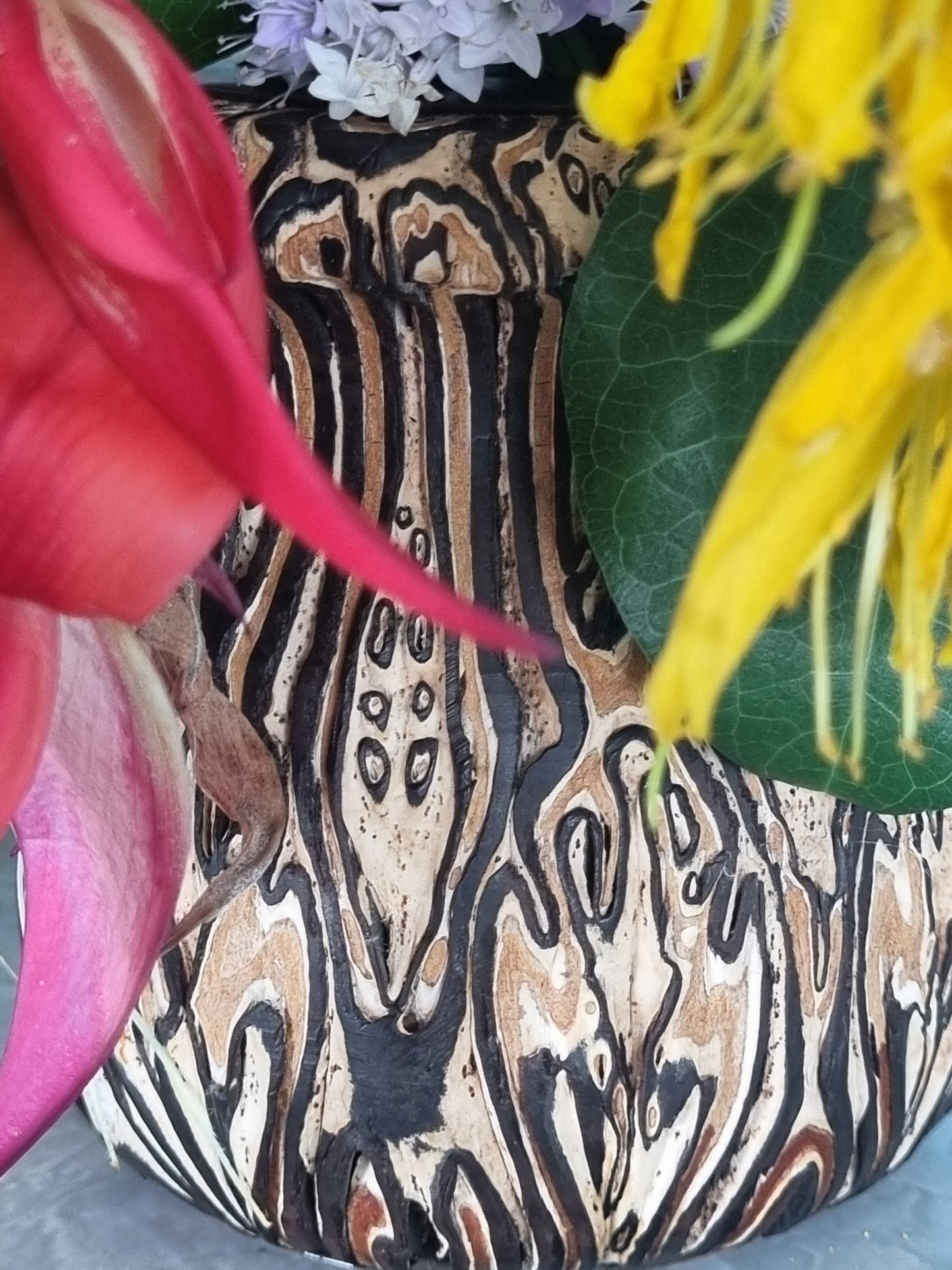 Kiwiana Punga Vase (Small)