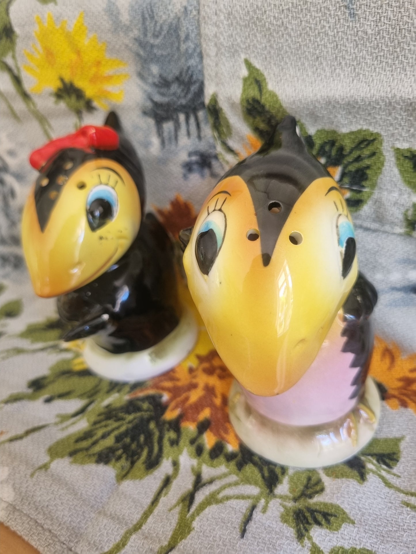 Vintage Salt and Pepper Shakers - Toucans - Made in Japan