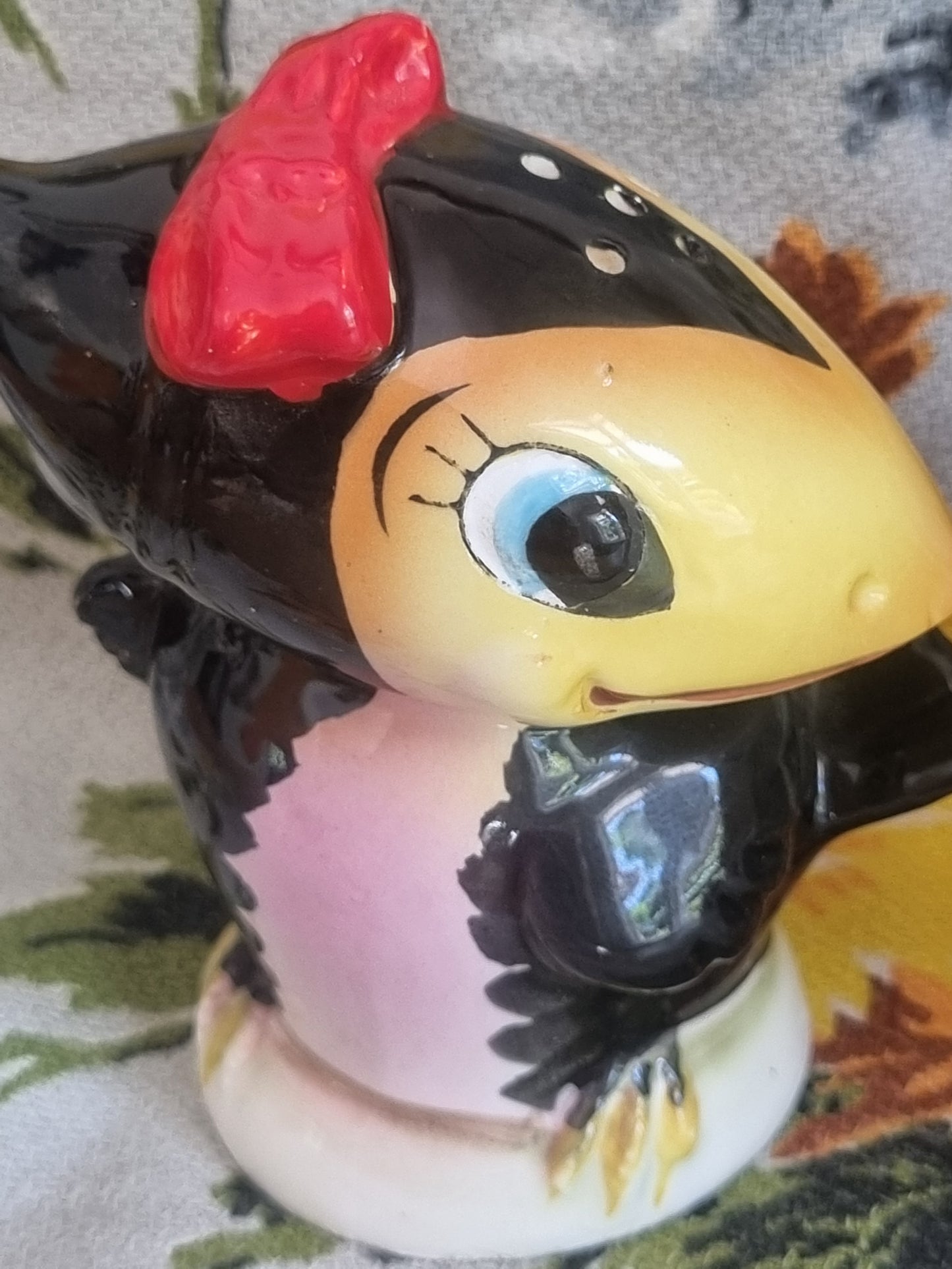 Vintage Salt and Pepper Shakers - Toucans - Made in Japan