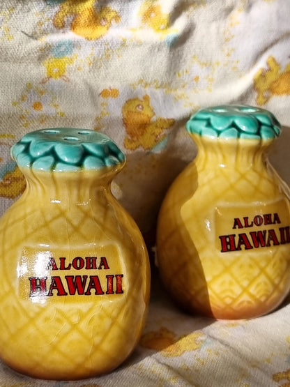 'Aloha Hawaii' Salt and Pepper Shakers - Pineapples