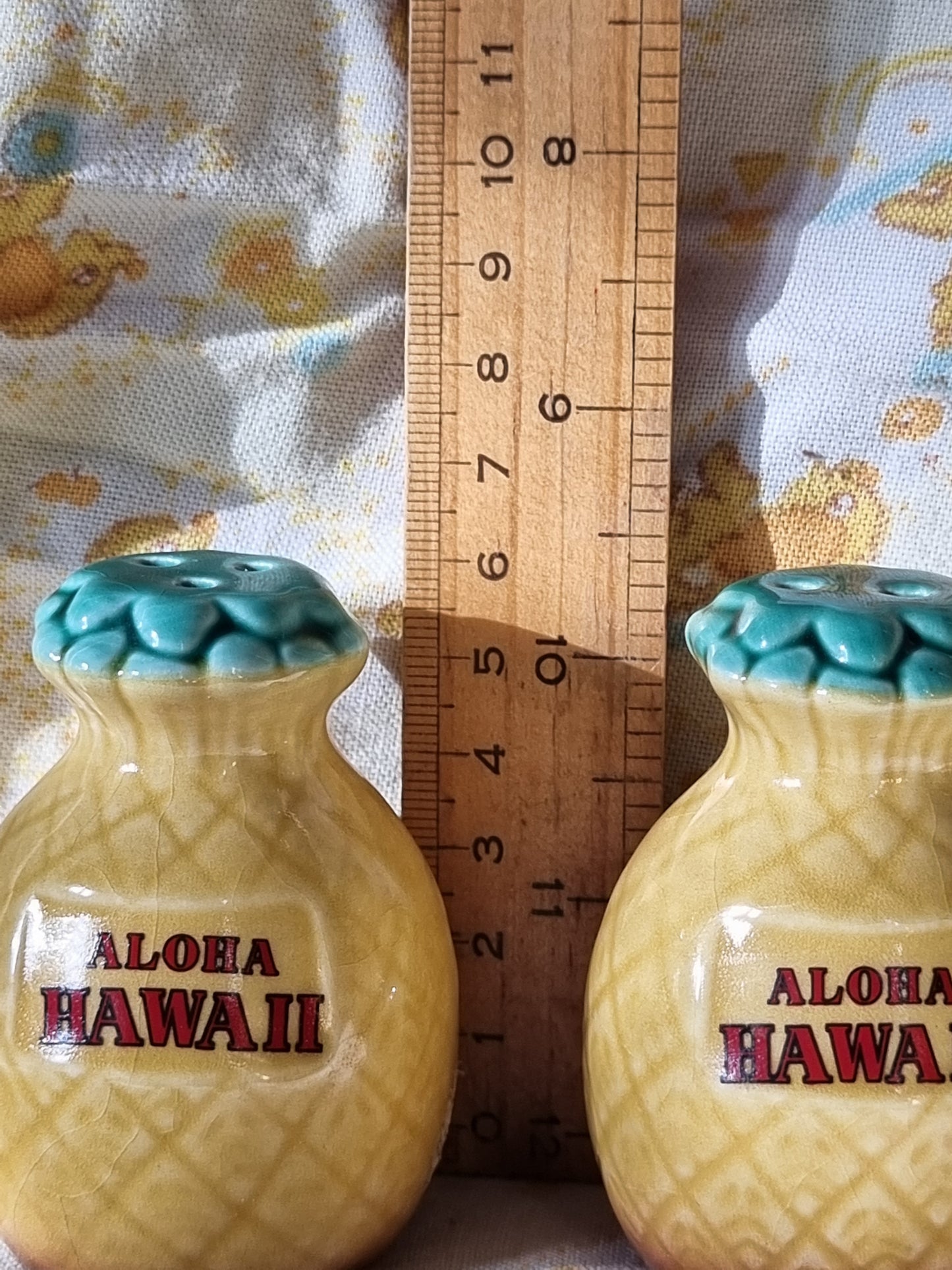 'Aloha Hawaii' Salt and Pepper Shakers - Pineapples