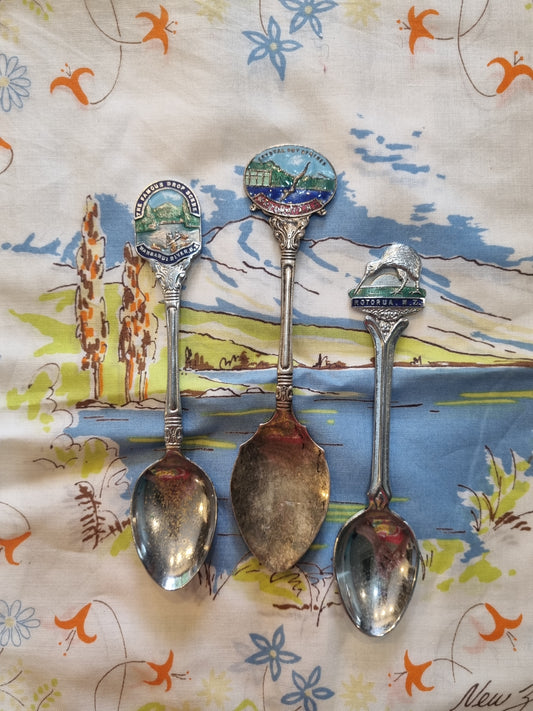Souvenir Teaspoons x 3 - North Island