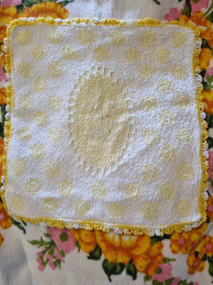 Vintage Facecloth - Crochet Edge (Yellow)