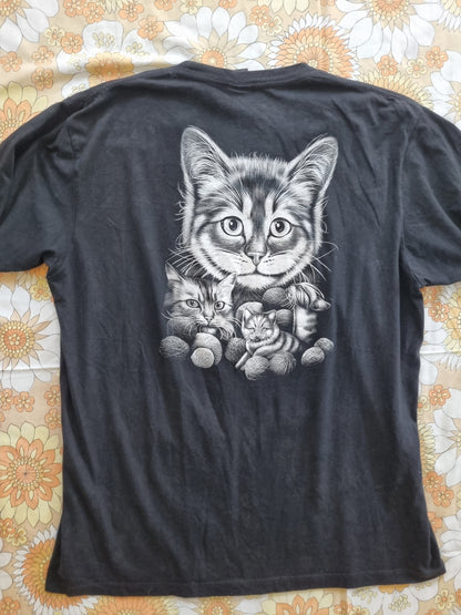 Retro '90s Style Tee - Cats (XXL)