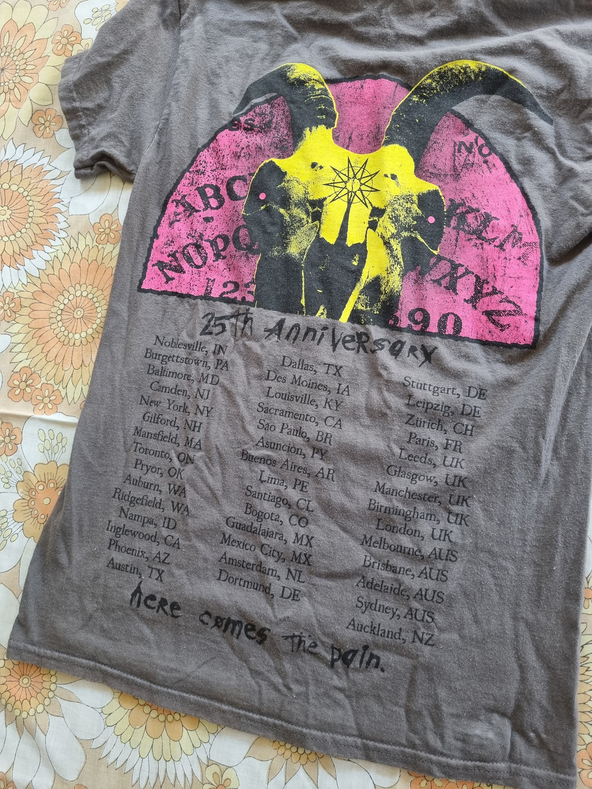 Slipknot 25th Anniversary T-shirt (S-M)