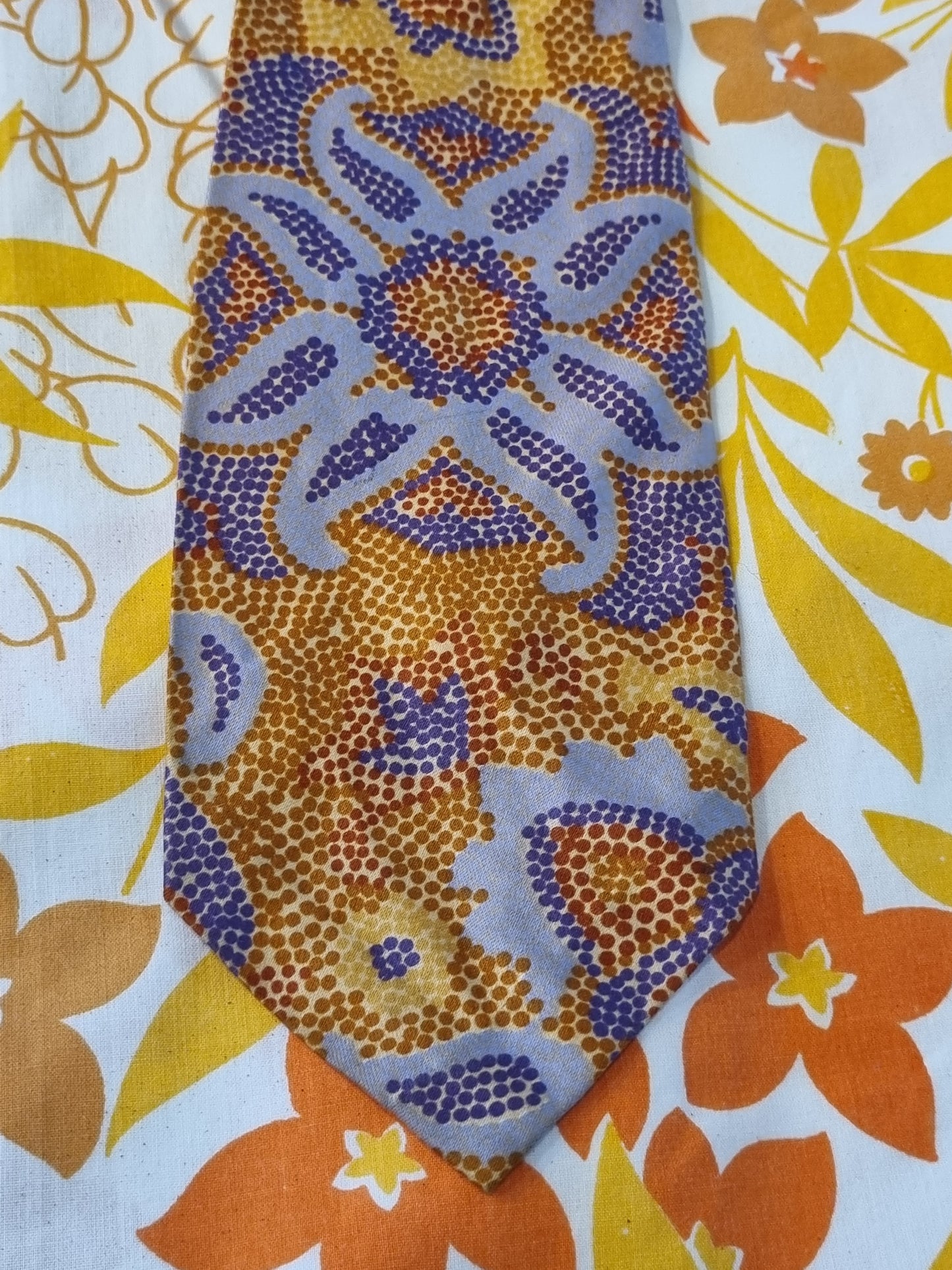 Vintage Tie - Funky Pointillism