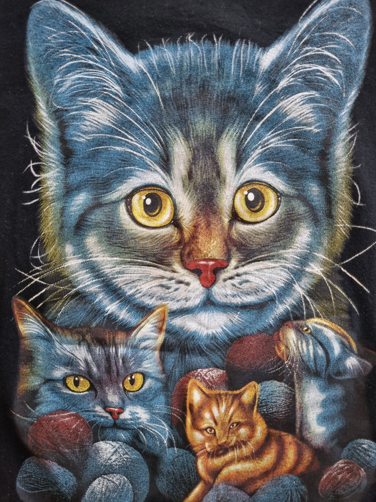 Retro '90s Style Tee - Cats (XXL)