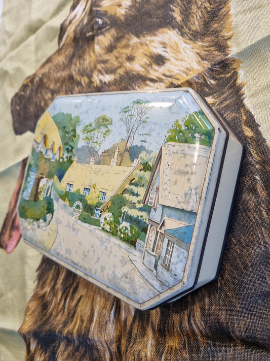 Vintage Cottagecore Tin