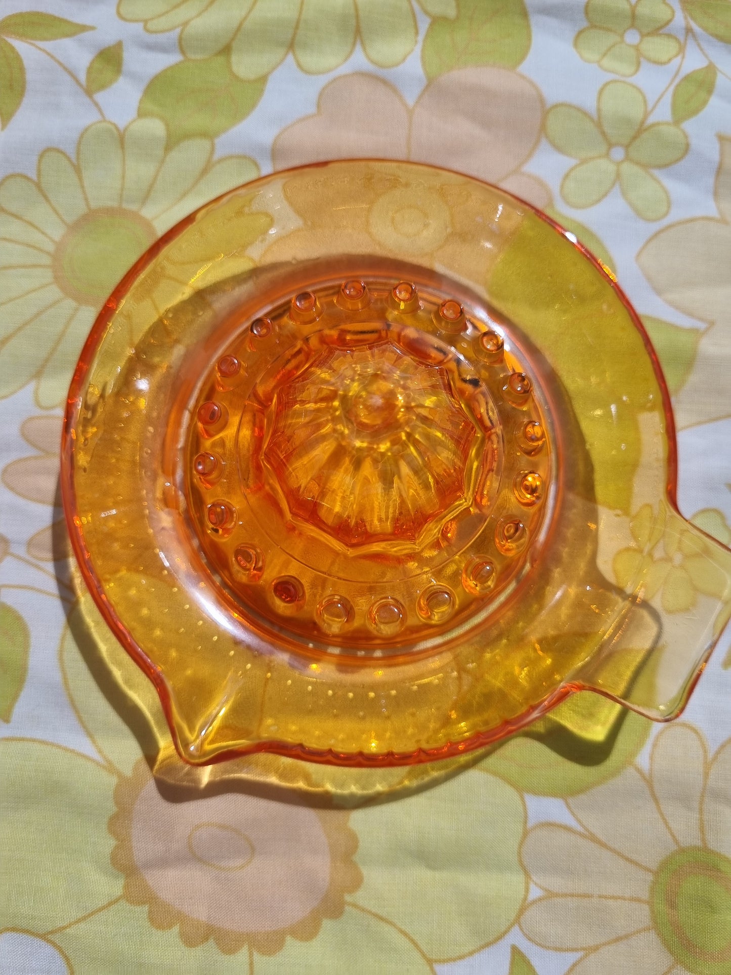 Glass Lemon Squeezer - Arcoroc (Orange)