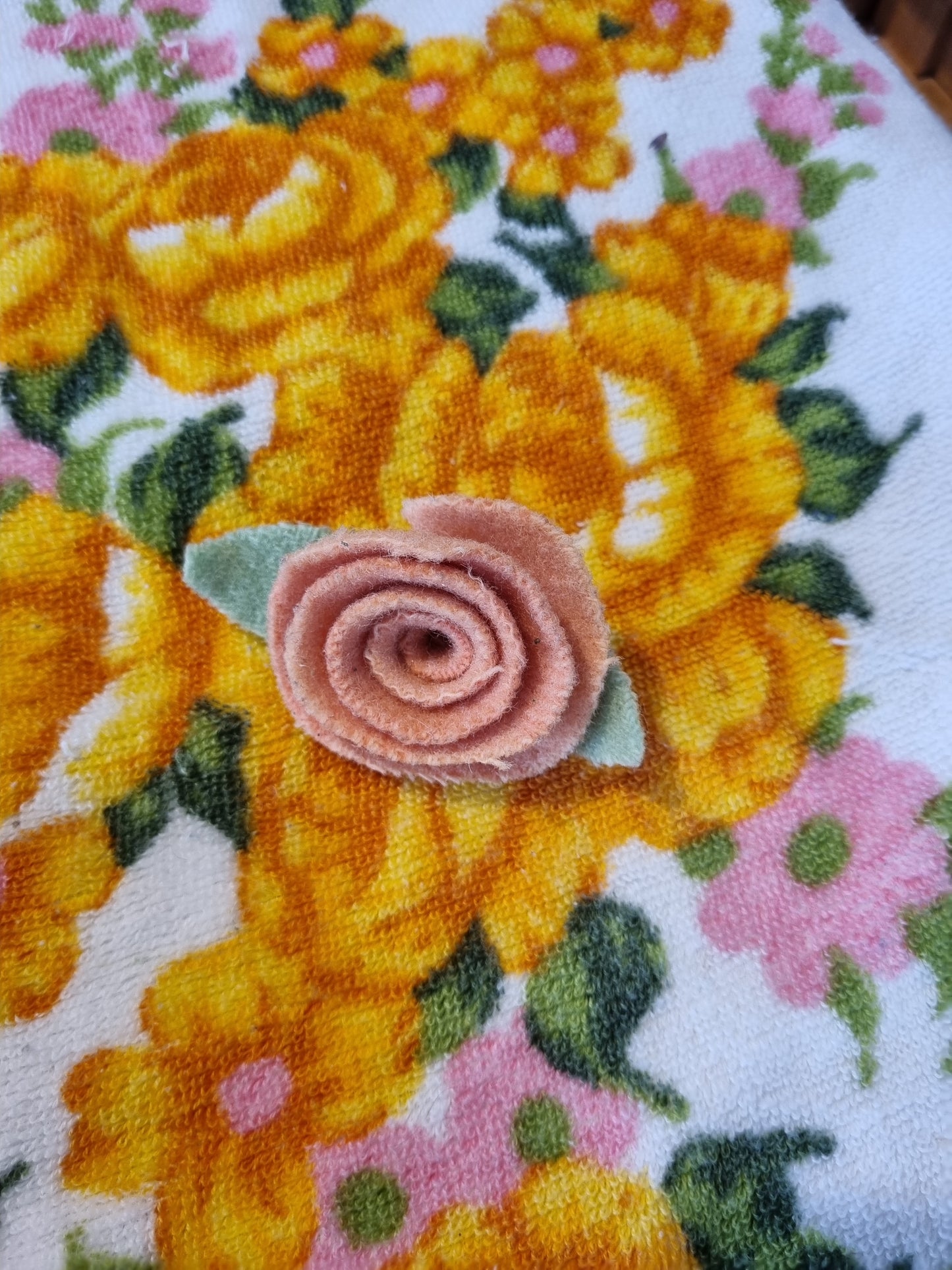 Upcycled Brooch - Wool Rose Peach