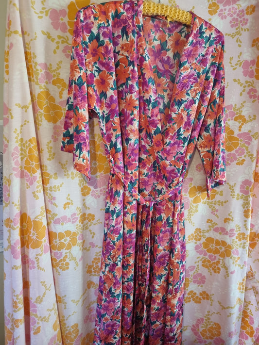 Lady Eskay Vintage Robe (L)