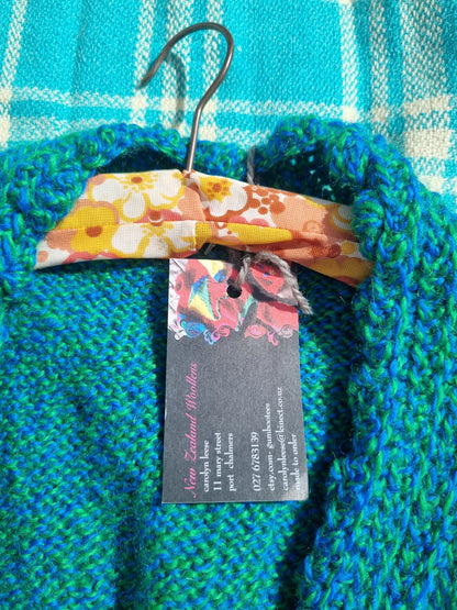 Cosy Handknit Vest (L-XL)