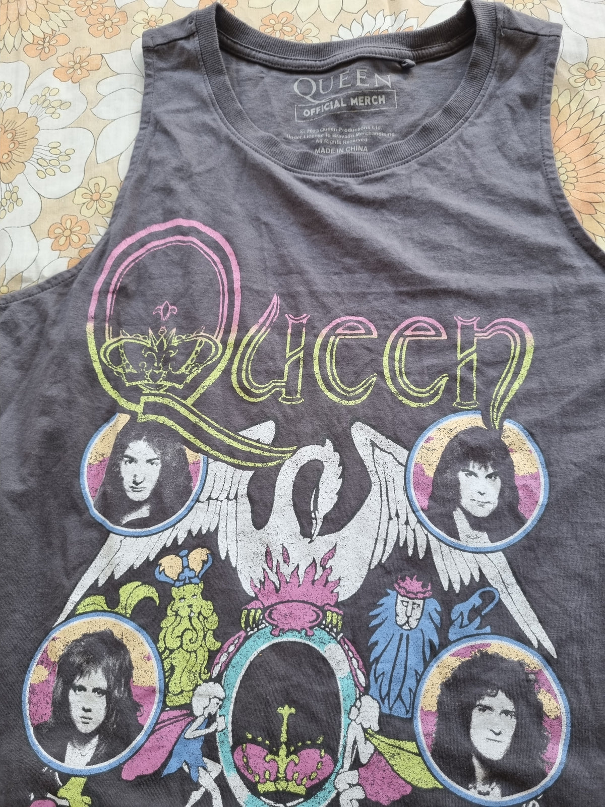 Queen Band 'Tee' (Singlet) - Size 18
